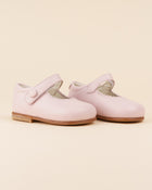 Sapatos feijão menina/ pele rosa claro